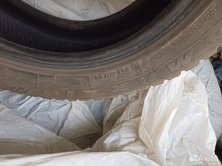 Maxxis ArcticTrekker NP3 225/55 R17