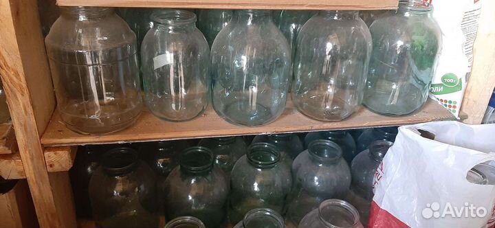 Банки и бутылки стеклянные