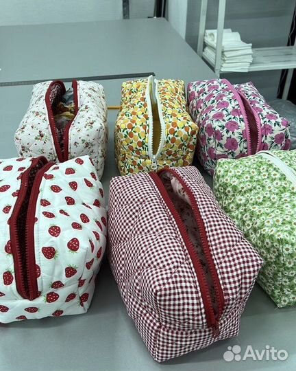 Швейный цех. Пошив косметичек, резинок для волос