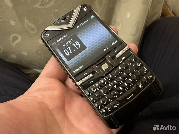 Vertu constellation quest аллигатор идеал