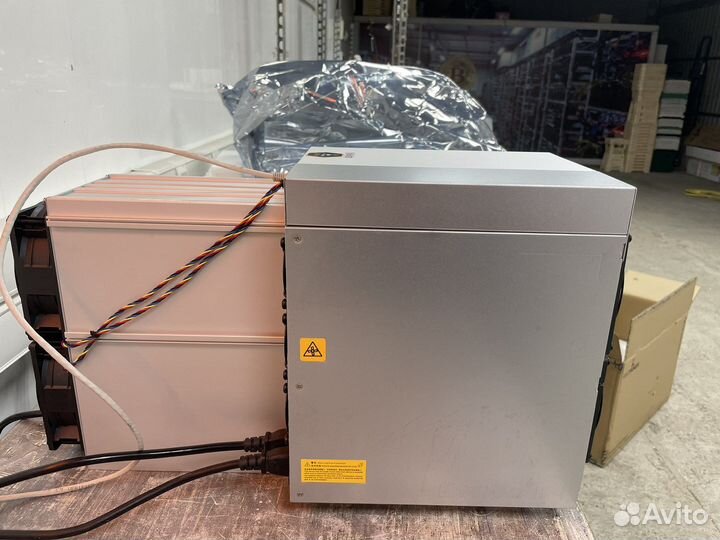 Asic Antminer E9Pro 3580MH/s Новый