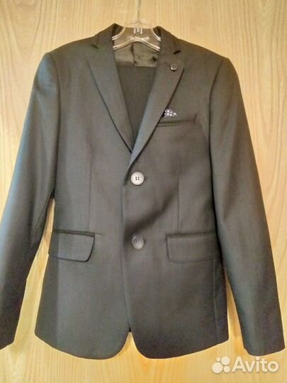 Школьный костюм