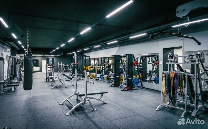 Абонемент в фитнес клуб с бассейном