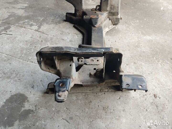 Балка передней подвески 92-96 VW T4