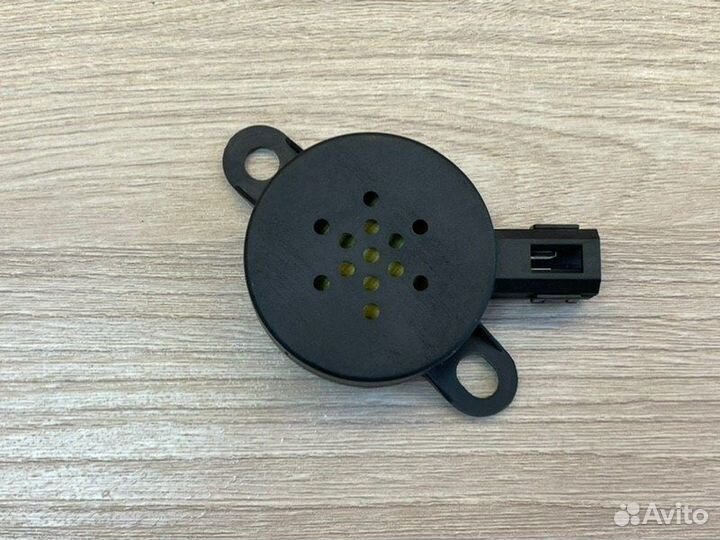 Динамик парктроника Nissan Terrano