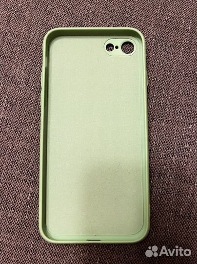 Чехол на телефон