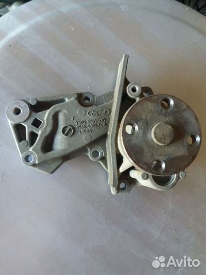 Помпа ford focus