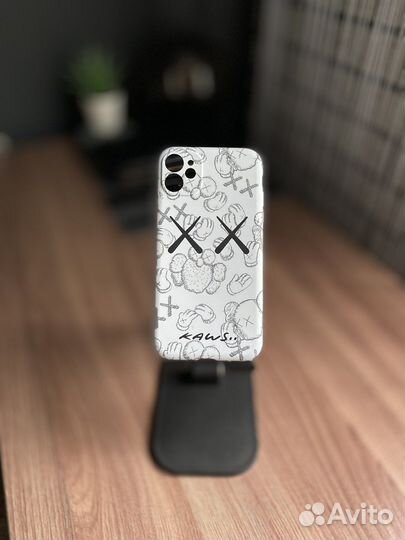 Чехол на iPhone 11