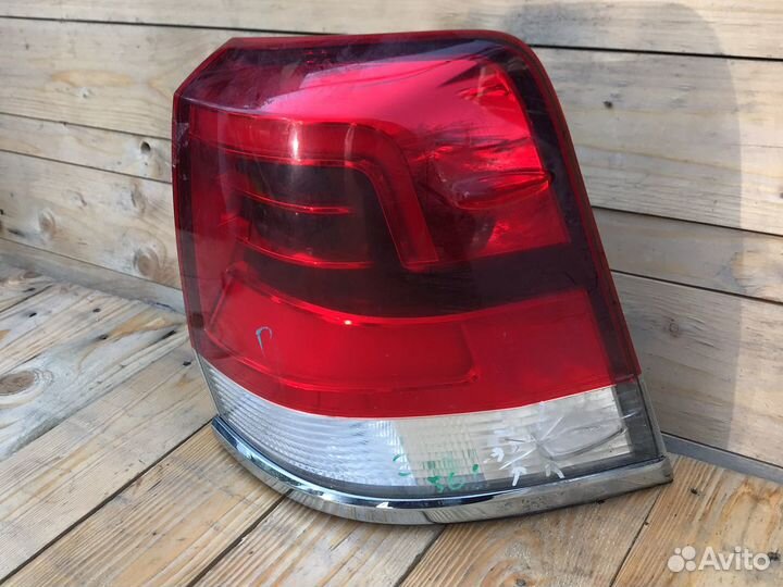 Фонарь задний правый лэнд крузер 200 land cruiser