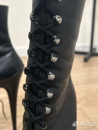 Стрипы-ботинки тройки с защитой