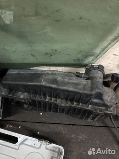 Корпус воздушного фильтра Ситроен C4