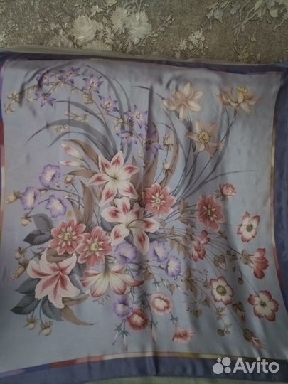 Шарфы платки палантины