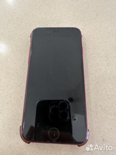 Телефон iPhone se 2022