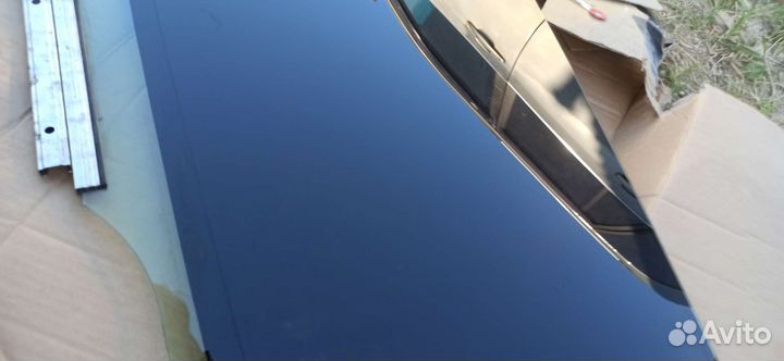 Заднее левое стекло двери Toyota RAV4 2018года