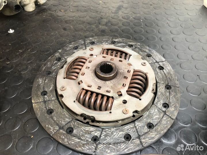 Маховик Peugeot Boxer 2.2 2013 год