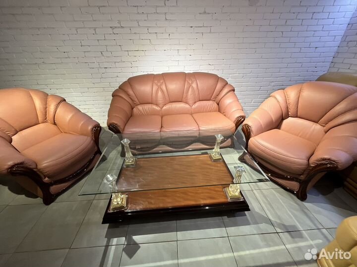 Кожаный диван и 2 кресла Möbel&Zeit