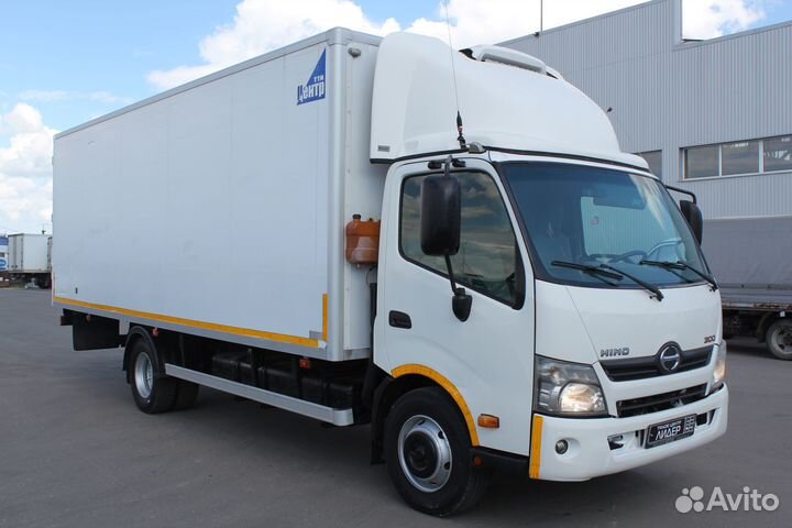 Hino 300 (Dutro), 2013