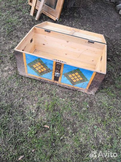 Сундук деревянный старинный