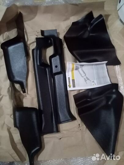 Накладки на ковролин renault duster