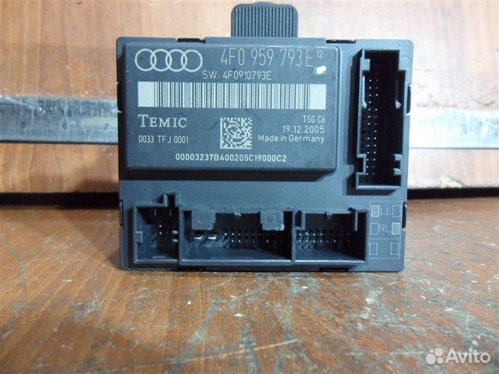 Блок управления двери передний правый Audi A6 C6