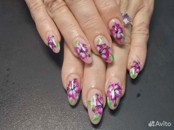 Наращивание ногтей, гель-лак, покрытие на ногах