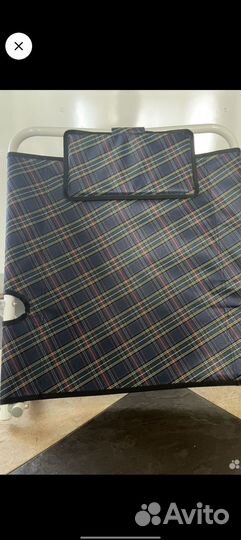 Подставка под спину на кровать