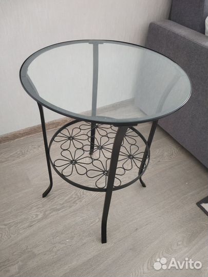 Журнальный столик IKEA