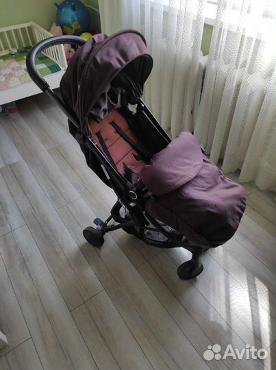 Коляска Sweet Baby