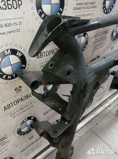 Подрамник на BMW X5 Е53 передний