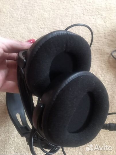 Проводные наушники