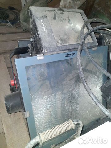 Мощный фонарь прожектор