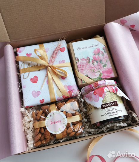 Подарок на 14 февраля и 8 марта девушке женщине