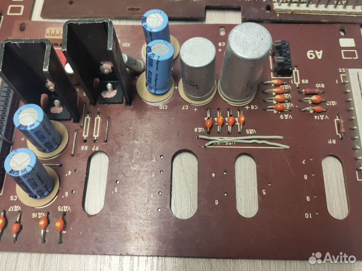 Платы усилителя, винилового проигрывателя