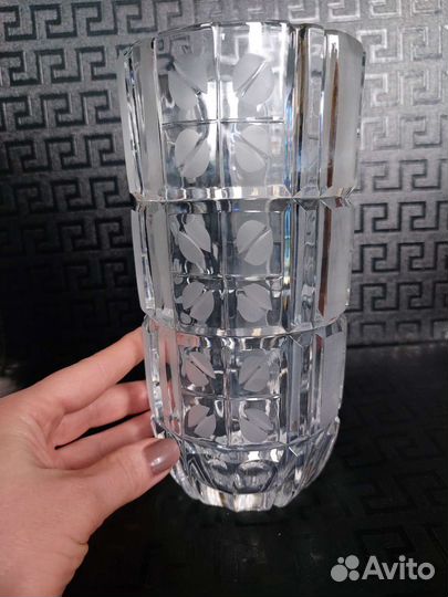 Ваза для цветов хрустальная