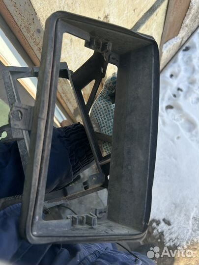 Кронштейн противотуманных фар bmw e30