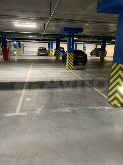 Машиноместо, 17 м²