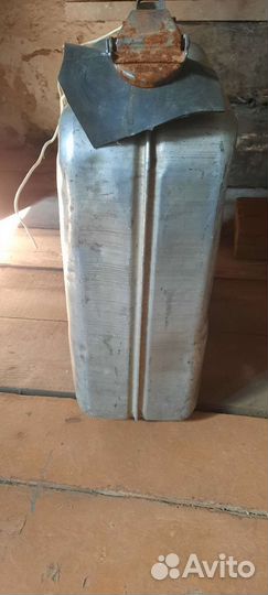 Канистры металлические