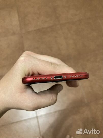 iPhone SE (2020), 64 ГБ