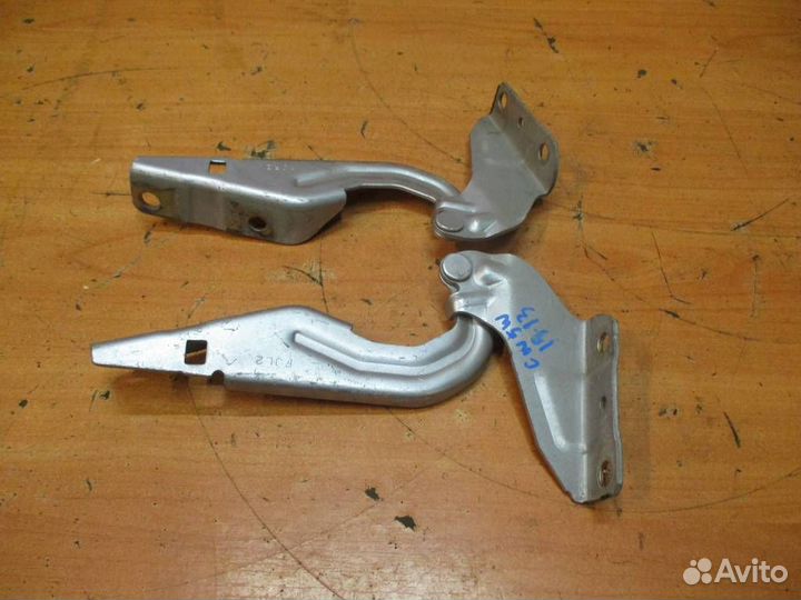 Петля капота Mitsubishi Outlander XL (CW) 2006-20