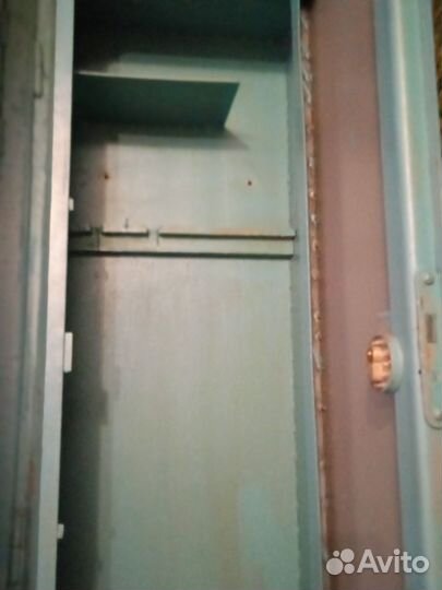 Металлический сейф под ружье