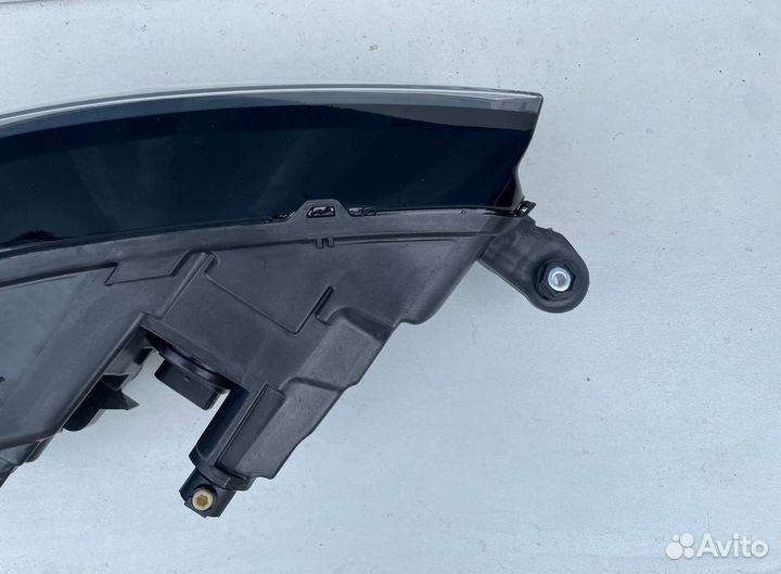 Фары Шкода Рапид 2 LED 60U941020 / 60U941019