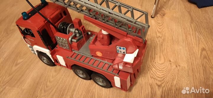 Пожарная машина bruder