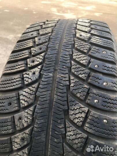 Gislaved Nord Frost 5 235/55 R17