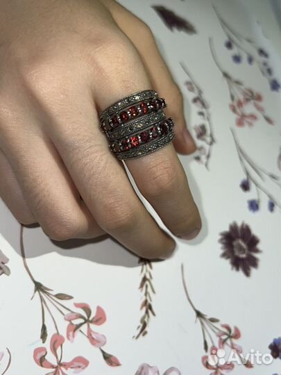 Серебряное кольцо