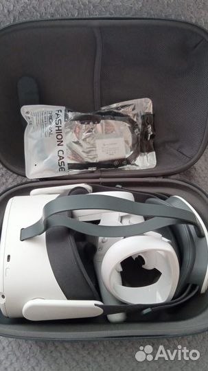 Акустическая гитара