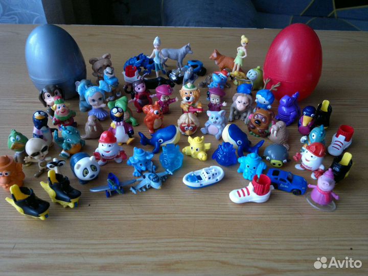 Игрушки из киндера пакетом