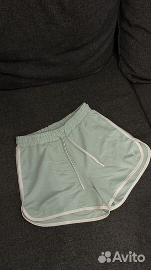 Продам шорты