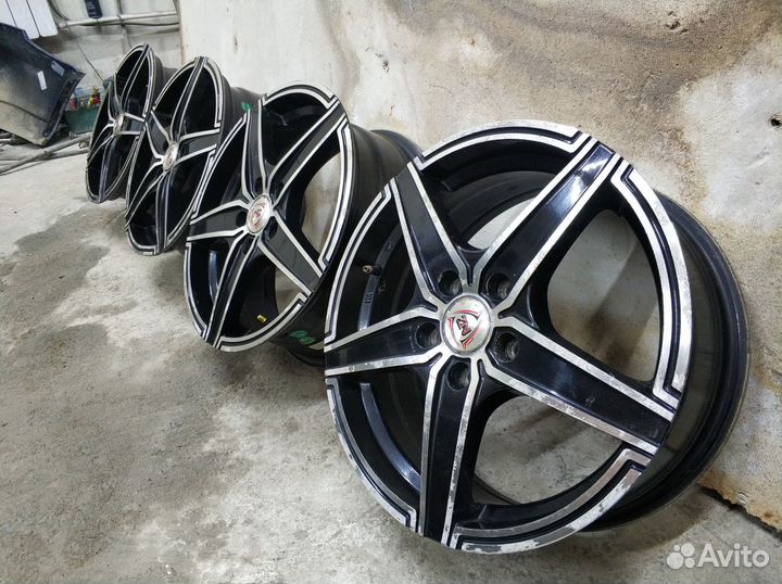 Диски на Ford Mondeo 4, R16 5х108, d63.4