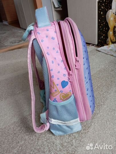 Школьный рюкзак