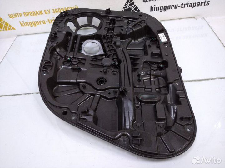 Стеклоподъемник задний правый Volvo S90 2 D4